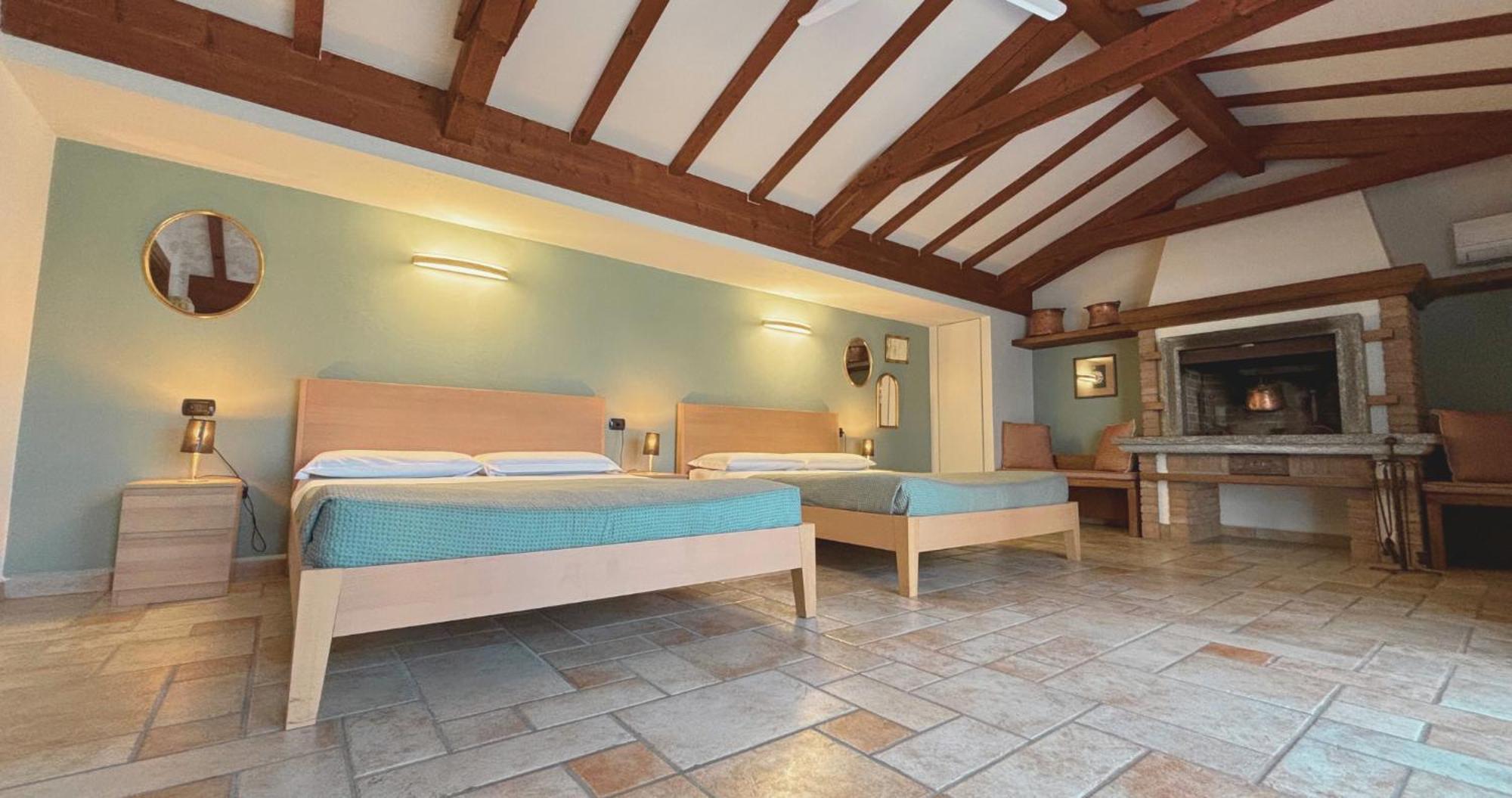 Bed and Breakfast Casa Ceruti Villa Guardia Exterior foto