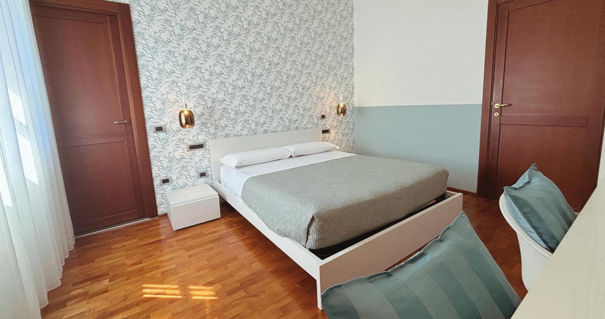 Bed and Breakfast Casa Ceruti Villa Guardia Exterior foto